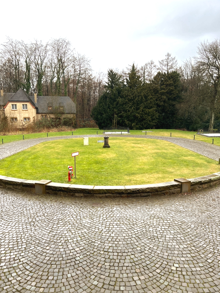 Dachgeschoss im Denkmal – stilvolles Wohnen im Parkareal - Photo 5